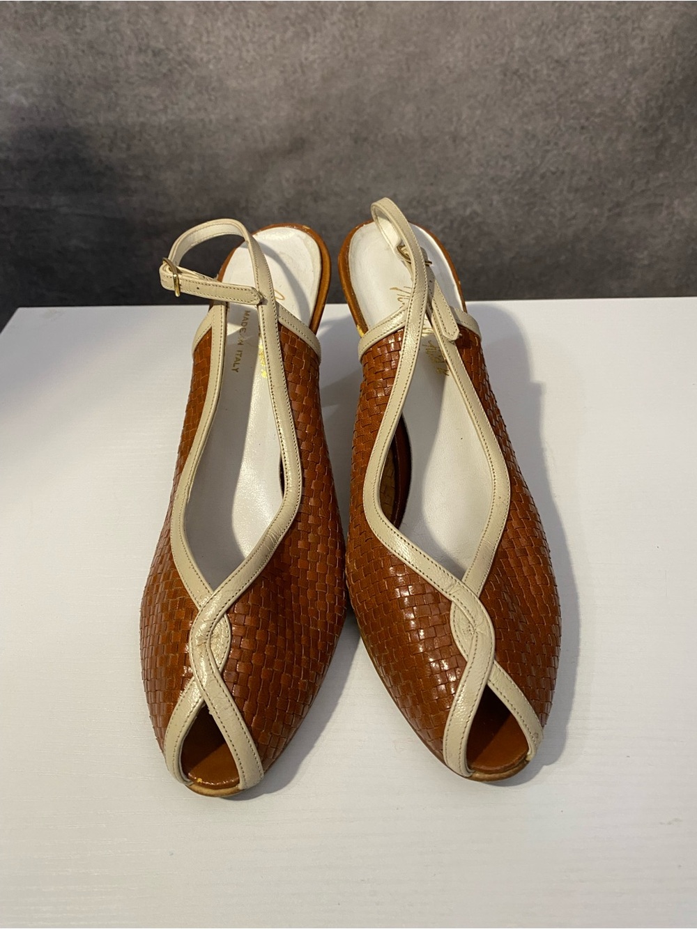 Vintage Marshall Field’s Woven Leather Slingback Heels Peep Toe Italy 8.5 N